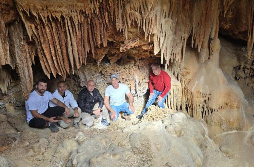  هكذا اكتشفت الكهوف المذهلة وسط الضفة الغربية